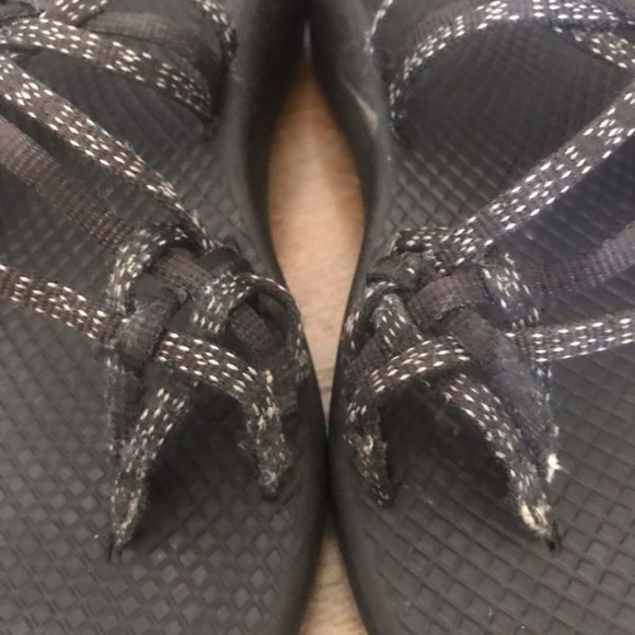 Women’s Chacos - All Black - Size 6 - Picture 4 of 4